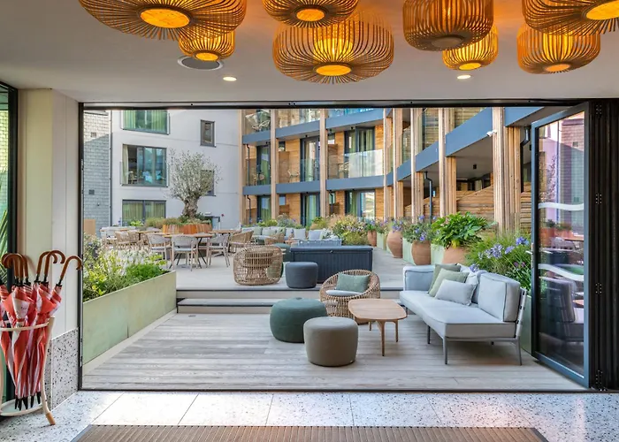 Harbour Beach Club, & SpaSpa Hotel